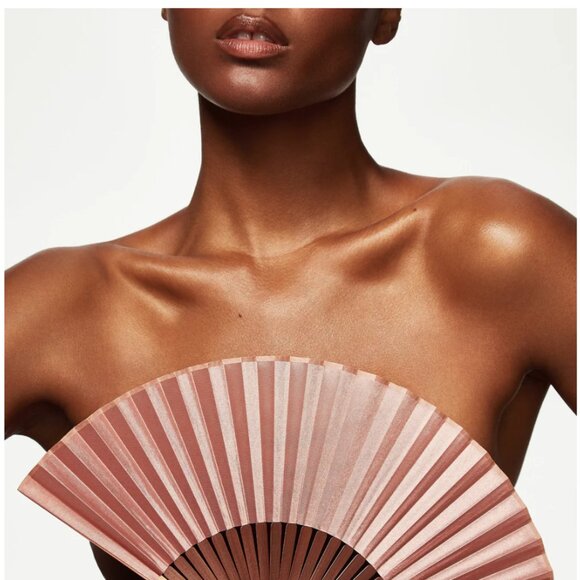 Patrick Ta She's Extra Major Glow Setting Fan Rose Gold New in Box - Picture 1 of 12